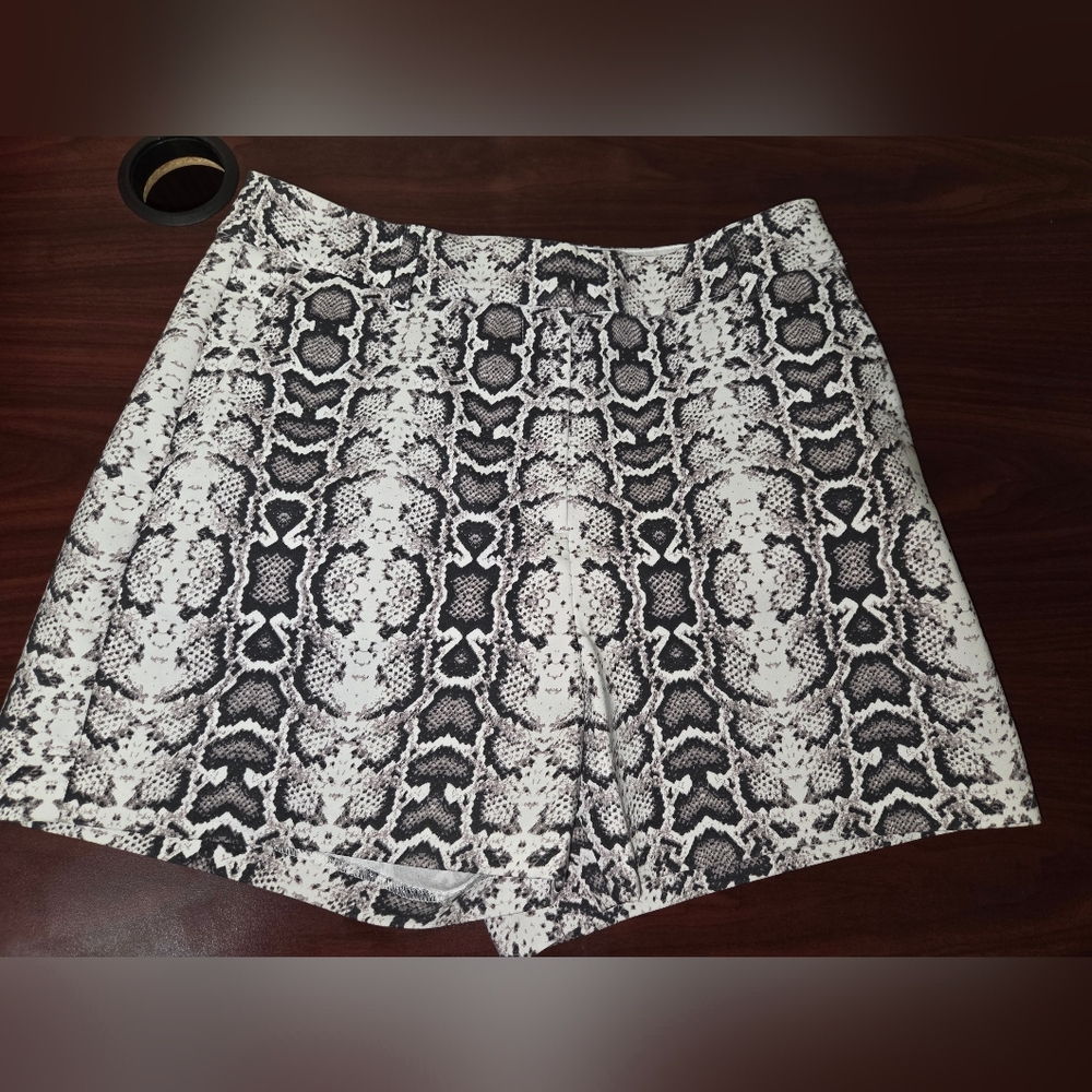 Express Snake Print High Waist Shorts